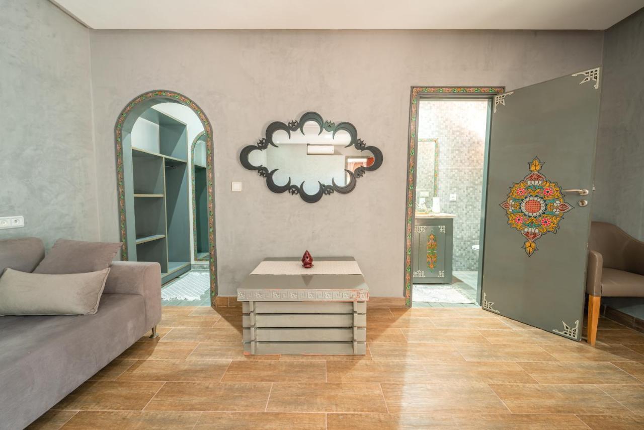 Riad Les Nuits De Fes Exterior photo