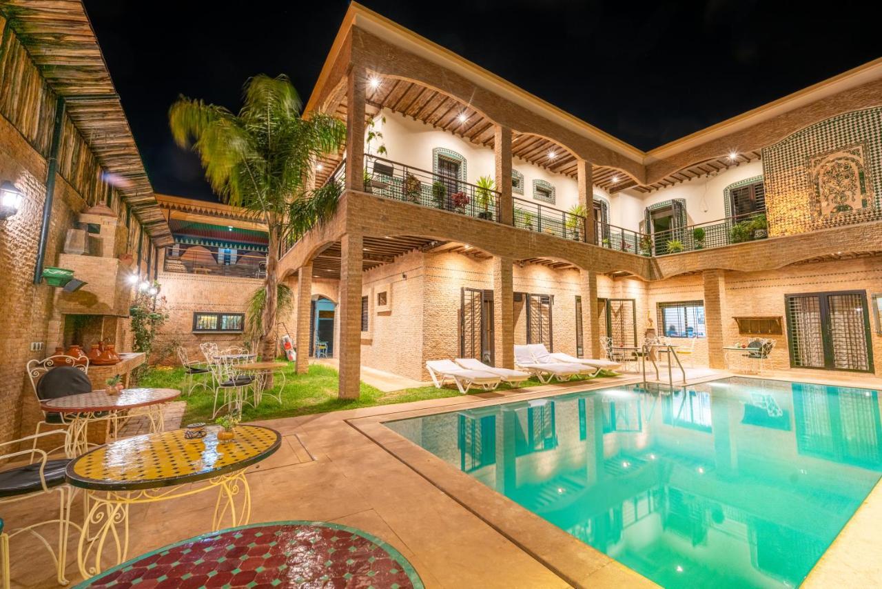 Riad Les Nuits De Fes Exterior photo
